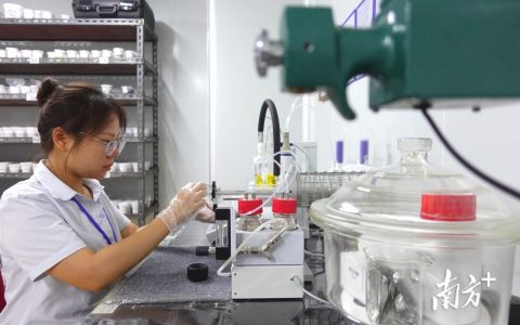金戈新材：高密度集成电路的“精致”守护者