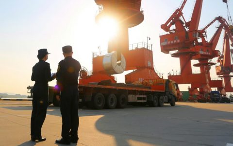 从“纸本手册”到“智慧通关”，顺德助力佛山海关服务推动外贸高质量发展