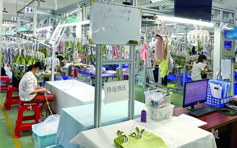 洛可西西服饰：做工业4.0最精致工厂