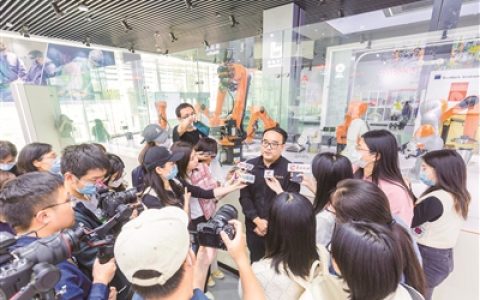 “未来已来·高质量发展看广东”网络主题活动采访团走进佛山