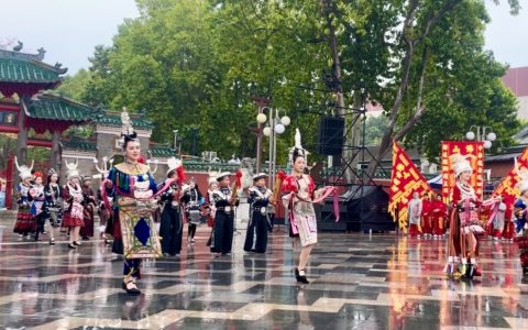 “传统非遗”玩出“新流量”：佛山祖庙庙会再造非遗新场景