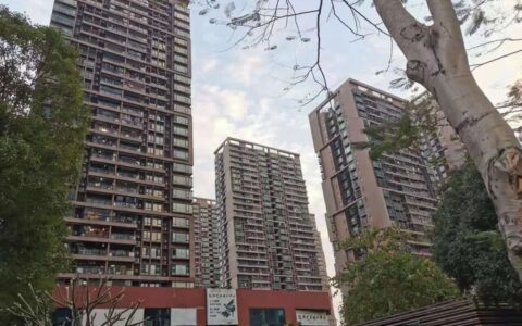 物业转型新方向？！从管房子到经营社区！万物云签了淘宝和顺丰